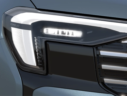 Mặt ca lăng lớn, thiết kế mới.Mang đến dáng vẻ cá tính, hiện đại đậm chất Ford