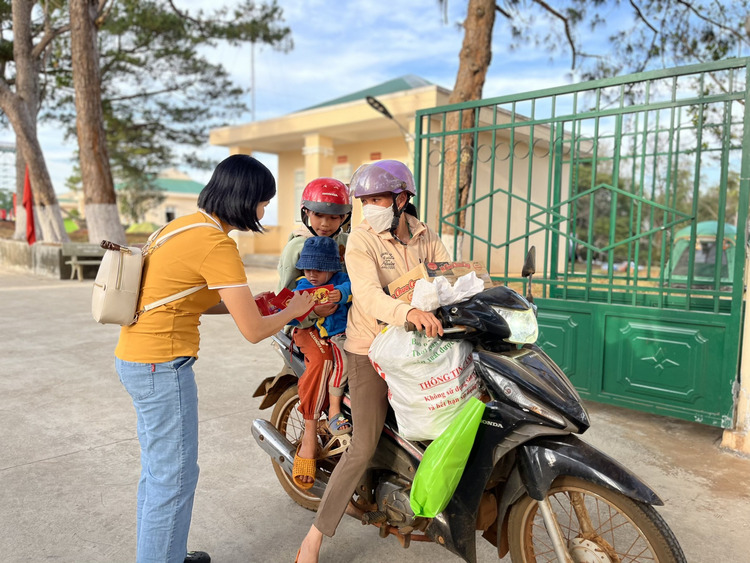 3336183 f0f6c5e484905a11681dd9a363e0d206 Ford Bảo Lộc Đồng Hành Caravan Thiện Nguyện 2025 tại xã Lộc Nam, Bảo Lâm, Lâm Đồng