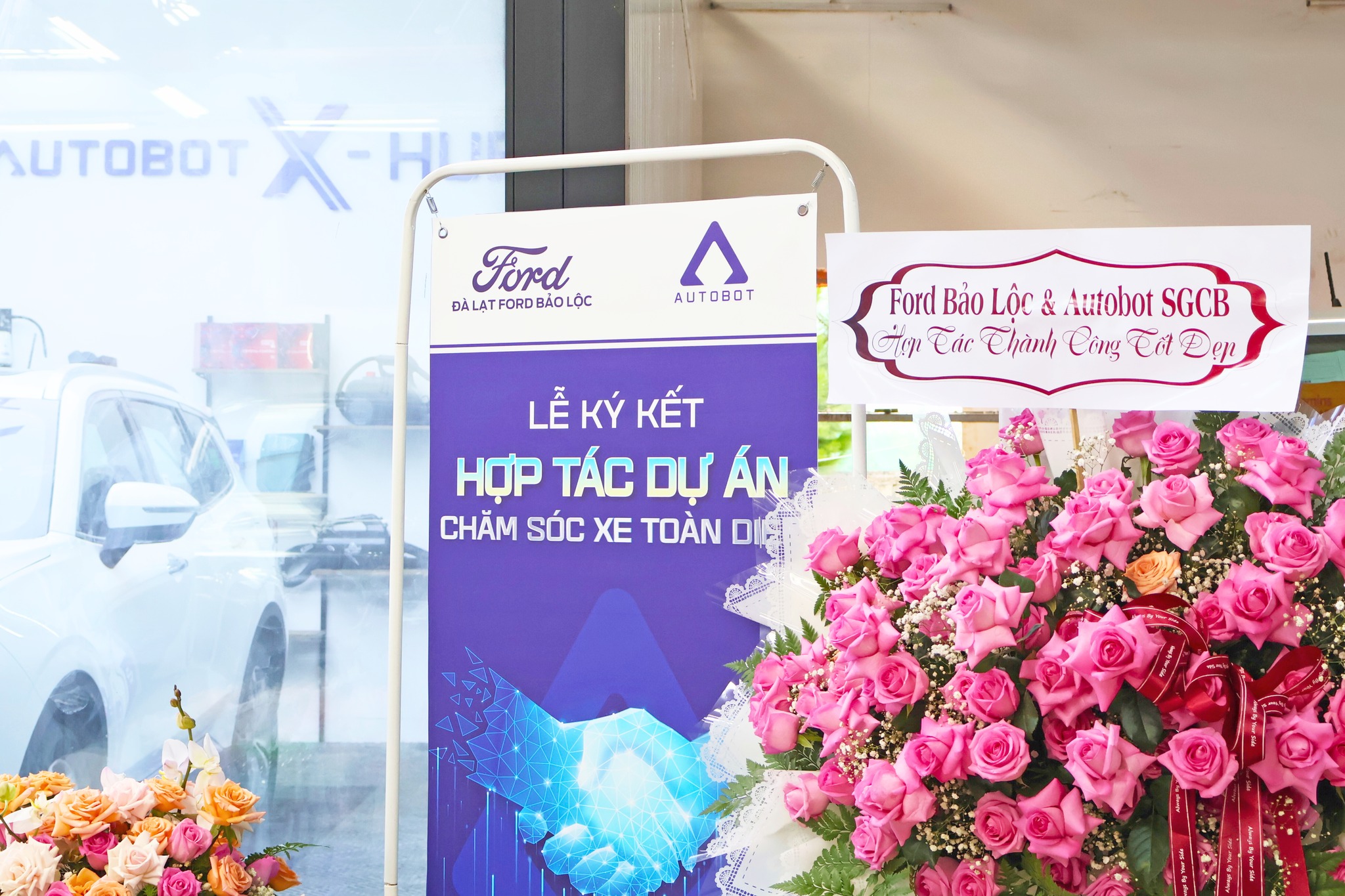 514414744 122114098580908213 4829336981209878719 n Ford Bảo Lộc Khai Trương Trung Tâm Chăm Sóc Xe Chuyên Nghiệp – Autobot X-hub