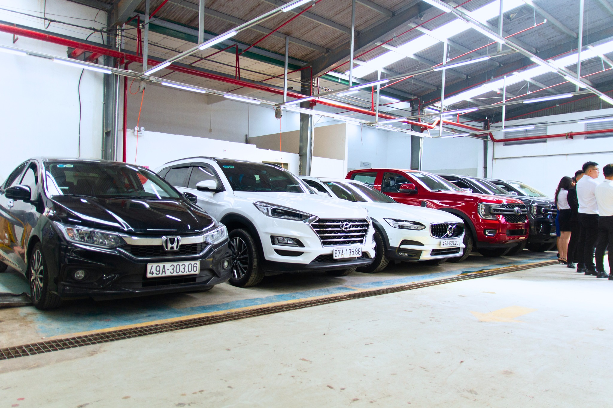 514457836 122114099144908213 5257692371857613134 n Ford Bảo Lộc Khai Trương Trung Tâm Chăm Sóc Xe Chuyên Nghiệp – Autobot X-hub