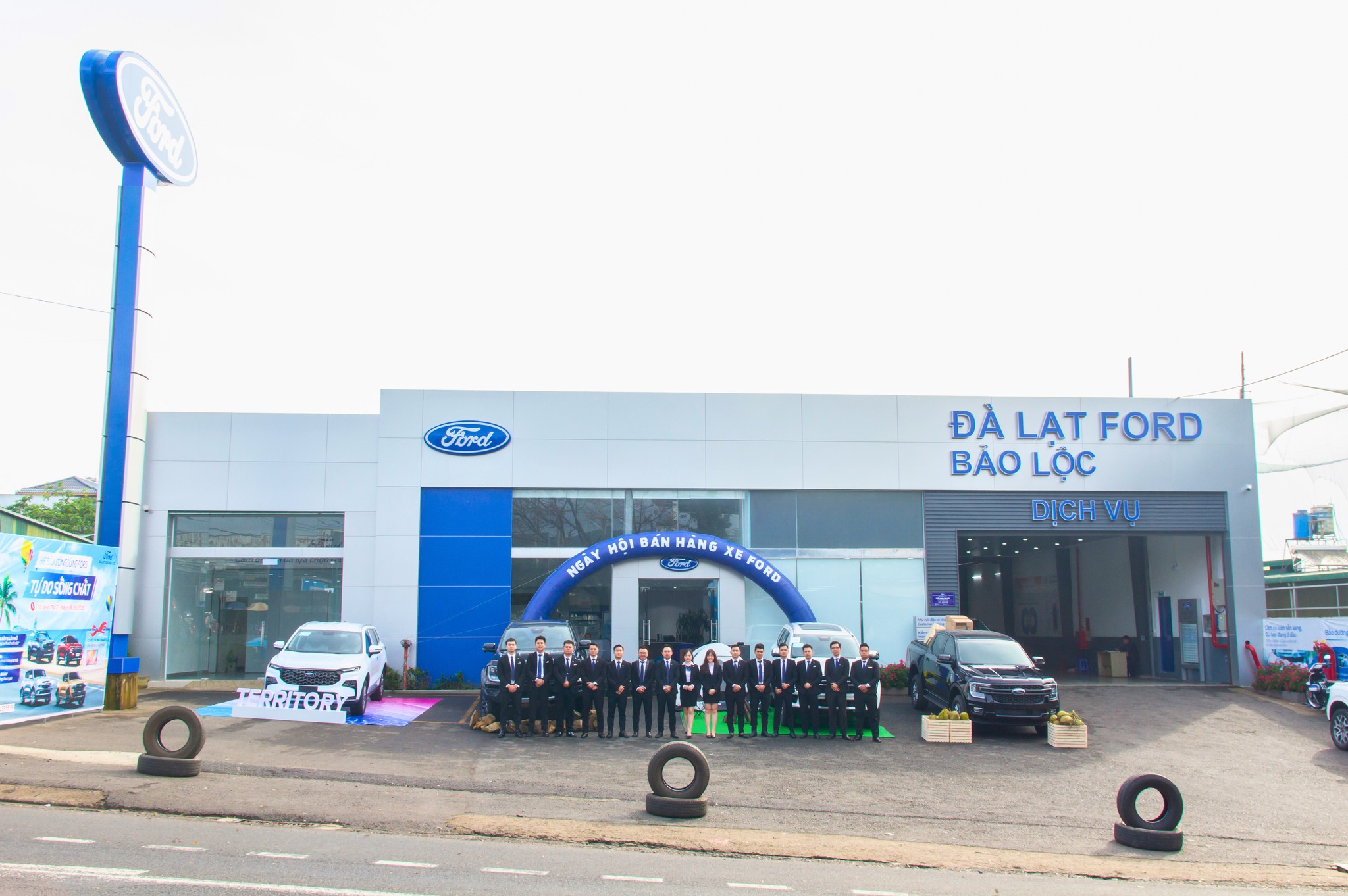 528328108 122125791518908213 2710676967349393456 n SỰ KIỆN LÁI THỬ XE FORD LỚN NHẤT NĂM TẠI BẢO LỘC