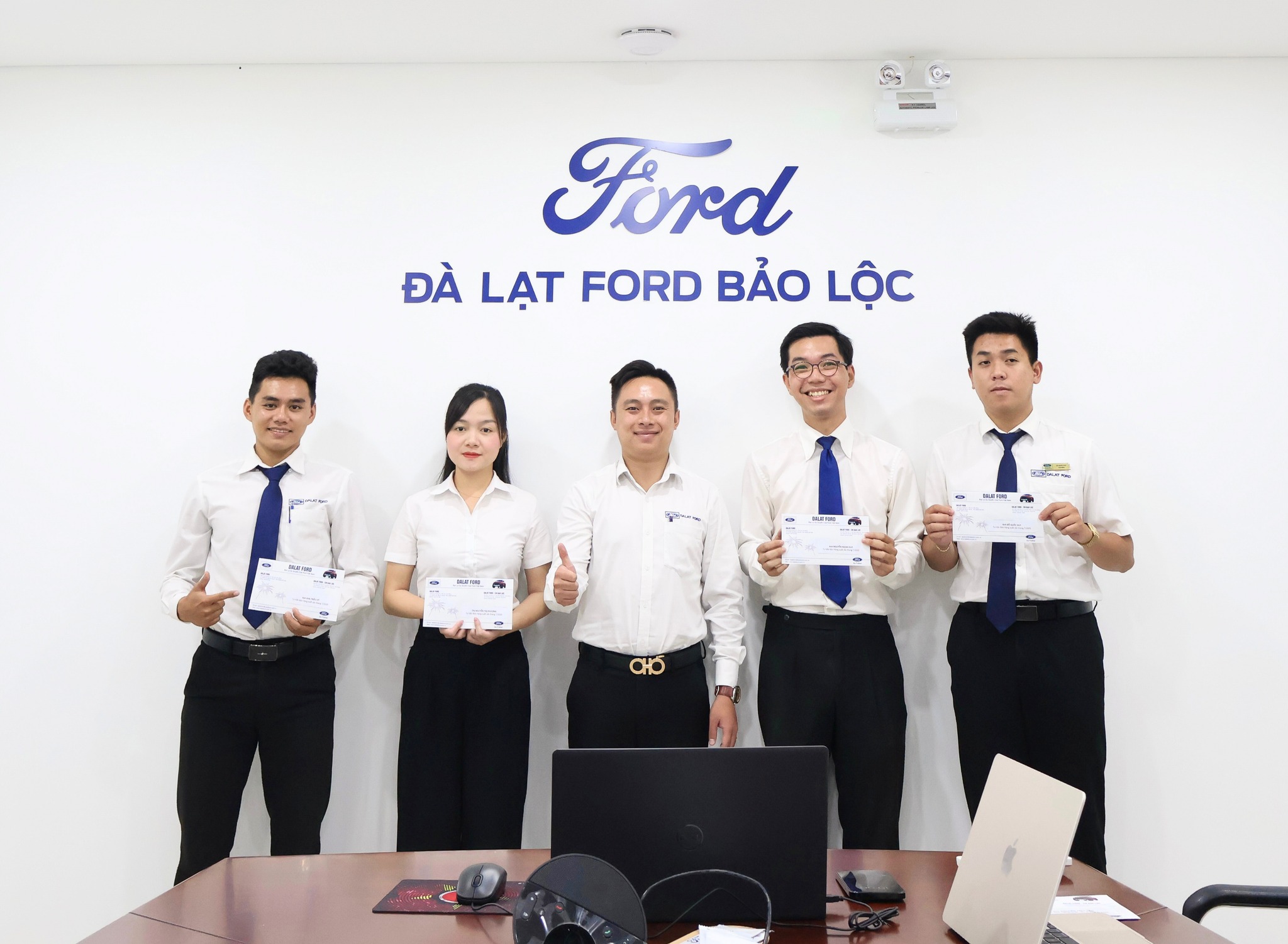 528374795 122125283258908213 6385308908076496578 n Vinh Danh Tư Vấn Bán Hàng Xuất Sắc Tháng 7/2025 – Đà Lạt Ford Bảo Lộc 🎉