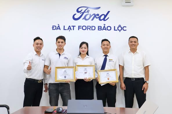 TỔNG KẾT QUÝ 3/2025 – VINH DANH ĐỘI NGŨ KINH DOANH XUẤT SẮC 15 TỔNG KẾT QUÝ 3/2025 – VINH DANH ĐỘI NGŨ KINH DOANH XUẤT SẮC 558225468 122138343860908213 7856299284108351015 n TỔNG KẾT QUÝ 3/2025 – VINH DANH ĐỘI NGŨ KINH DOANH XUẤT SẮC