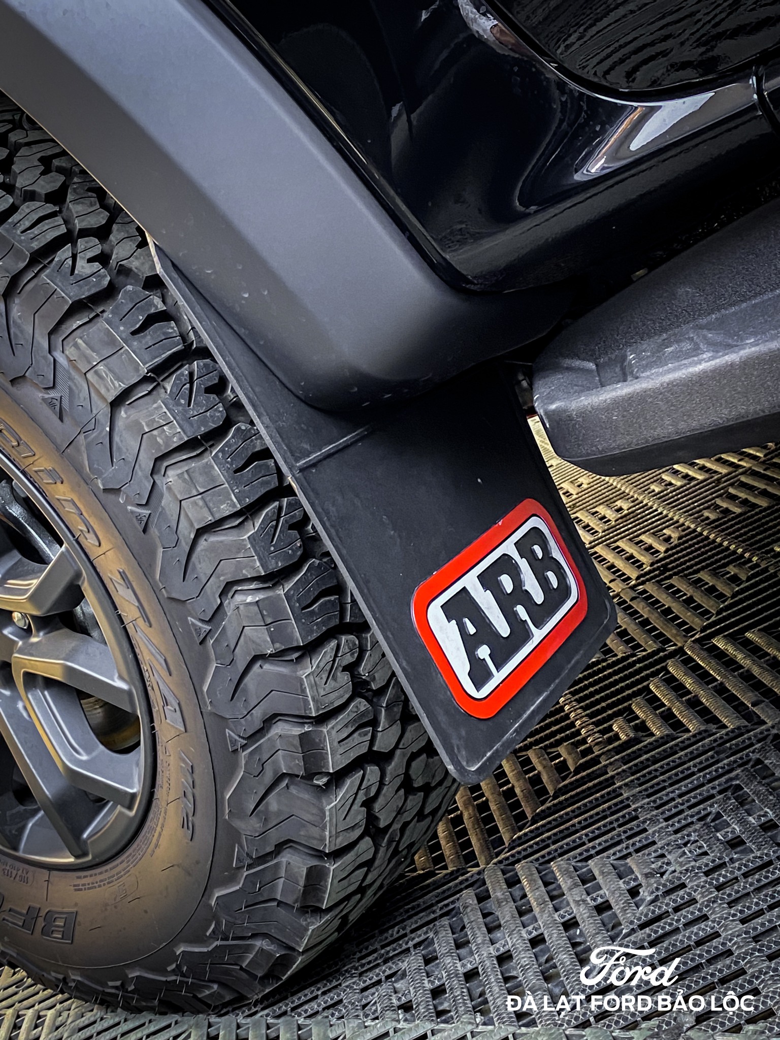 Ford Raptor – Nâng cấp phong cách cùng phụ kiện chính hãng tại Ford Bảo Lộc 14 Ford Raptor – Nâng cấp phong cách cùng phụ kiện chính hãng tại Ford Bảo Lộc 558238546 122139665762908213 4641941278660314481 n Ford Raptor – Nâng cấp phong cách cùng phụ kiện chính hãng tại Ford Bảo Lộc