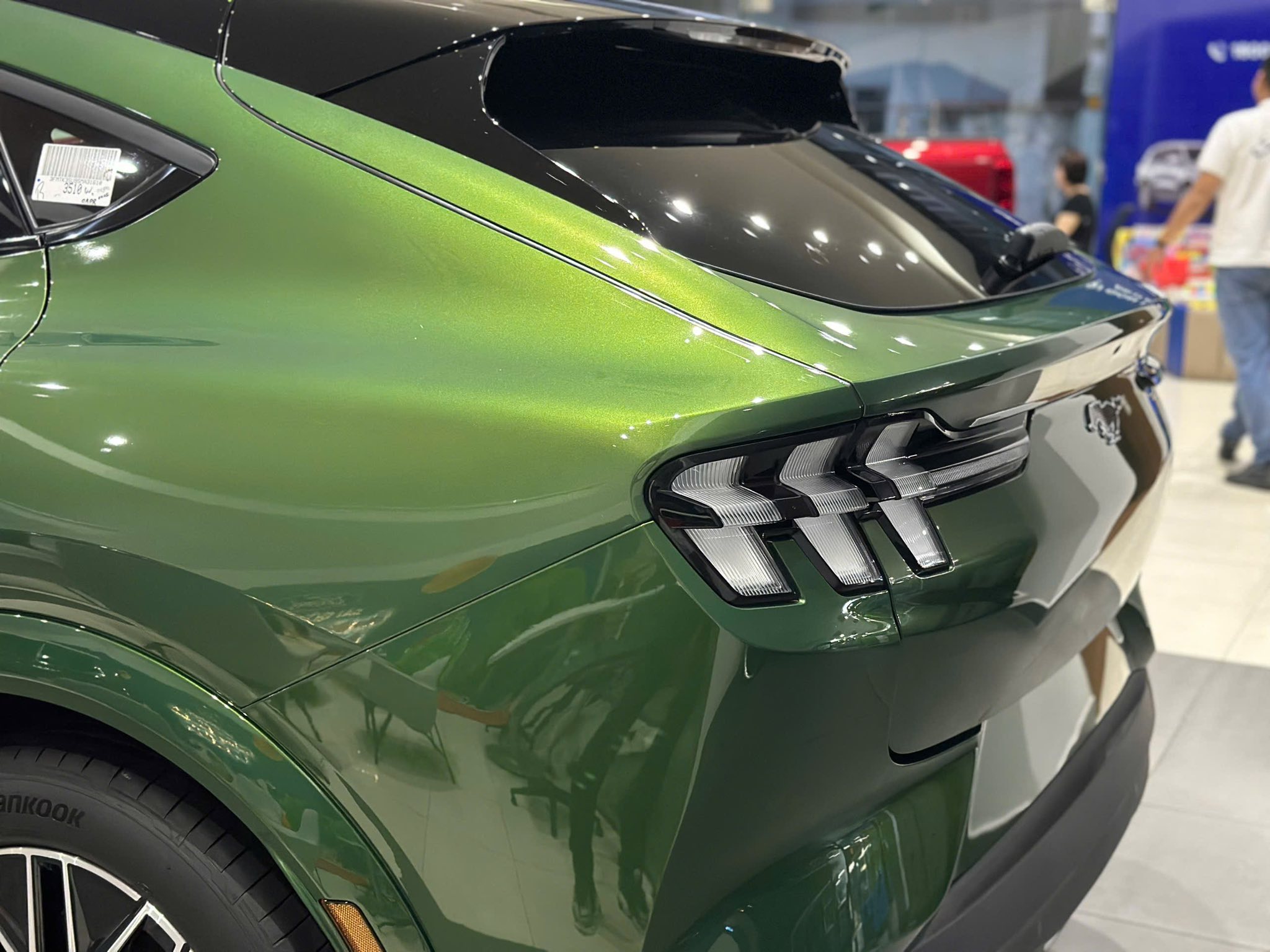 559809446 122193553808325712 2214450864552648018 n Mustang Mach-E