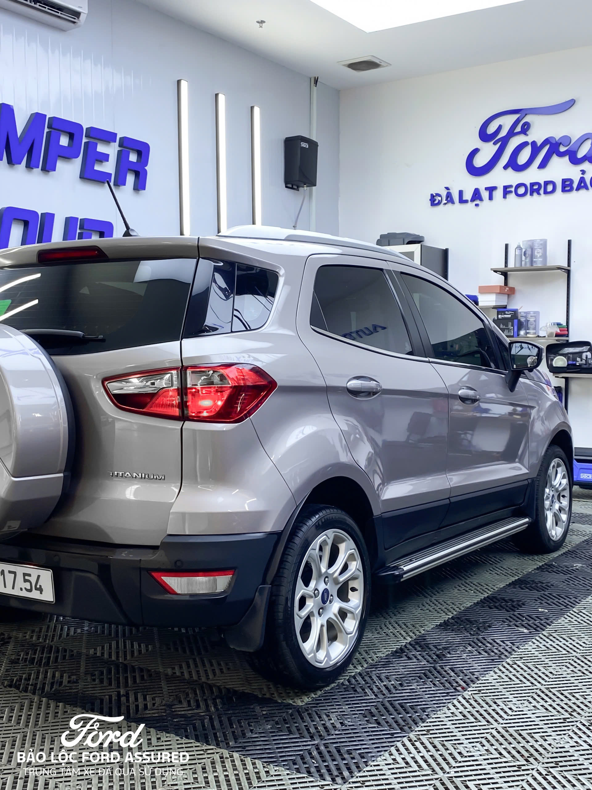 z7183284880664 5919fdd4999f4ddb928d8d9be6d50537 Ford EcoSport 1.5L Titanium 2019 – Màu Ghi Ánh Thép, Odo 69.000 km, Giá Chỉ 420 Triệu