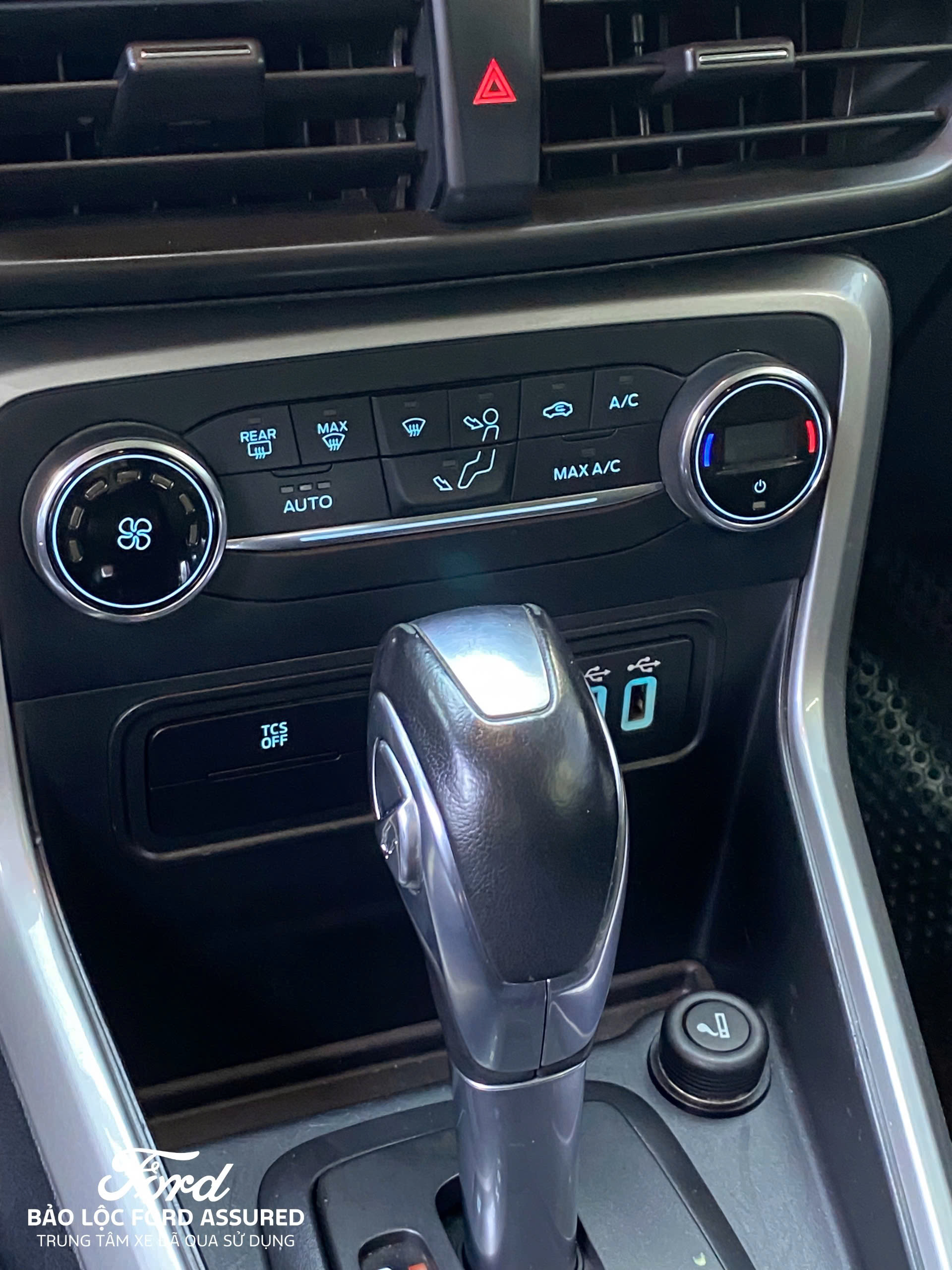 z7183286527101 3795050c7654b5cbf9454697a7eb052d Ford EcoSport 1.5L Titanium 2019 – Màu Ghi Ánh Thép, Odo 69.000 km, Giá Chỉ 420 Triệu