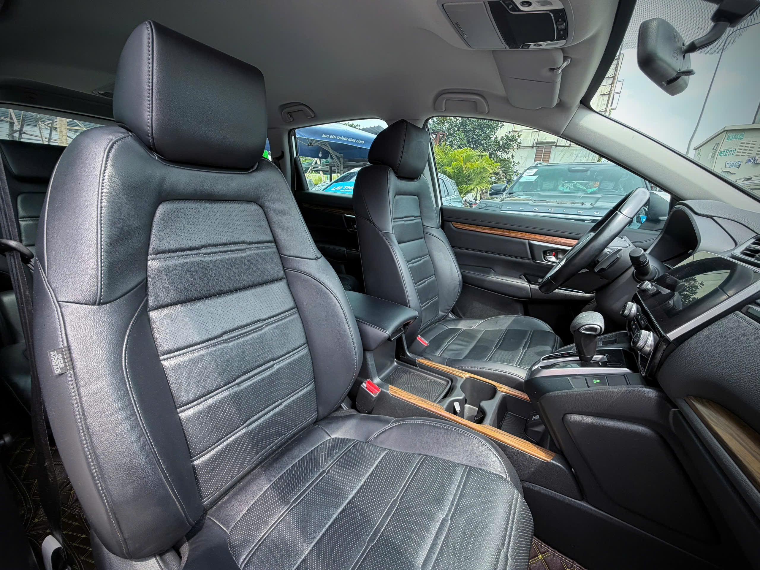 z7211910114759 a41792bd005c186154e2743bb37b8945 Honda CR-V G 2018 – Hàng siêu hiếm, Odo chỉ 24.000 km, giá 695 triệu