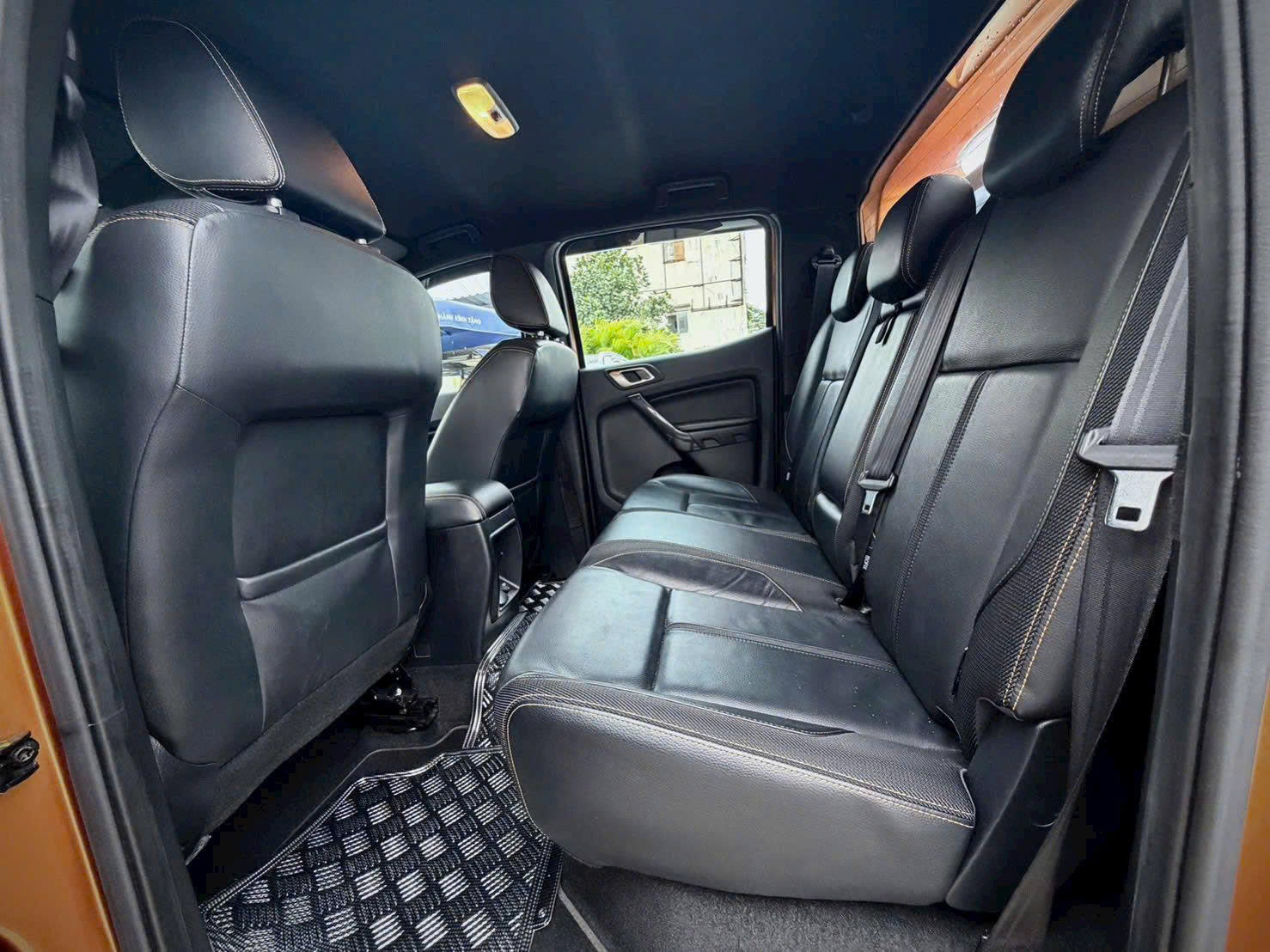 z7214848703483 80818effbd95f5785d7064aae8caed08 Ford Ranger Wildtrak 4x4 2019 – Siêu lướt, cực chất, giá chỉ 665 triệu