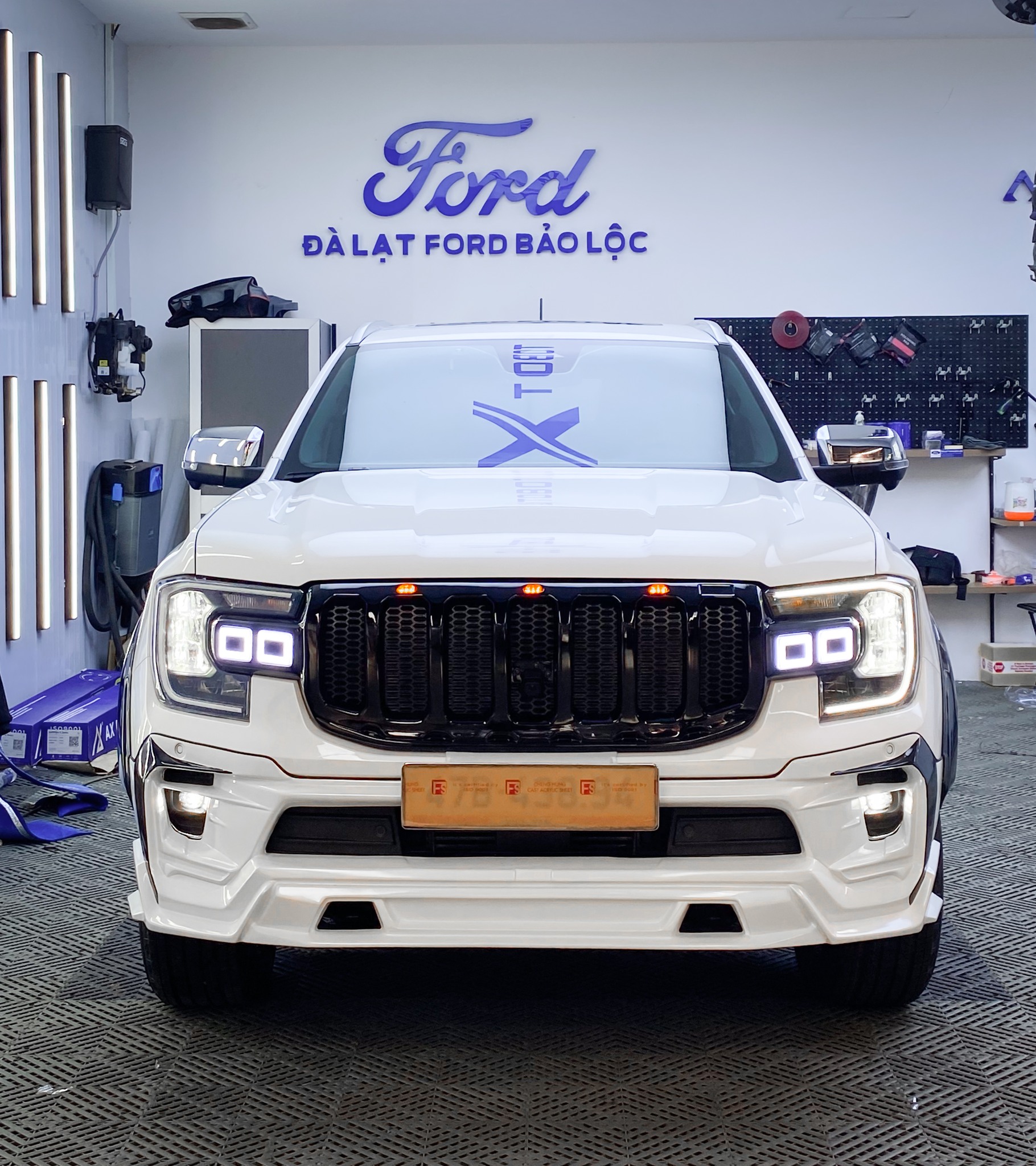 594072975 122151231290908213 3700670951539763806 n Ford Everest trở nên khác biệt với gói độ Body Kit Victor V3 tại Bảo Lộc