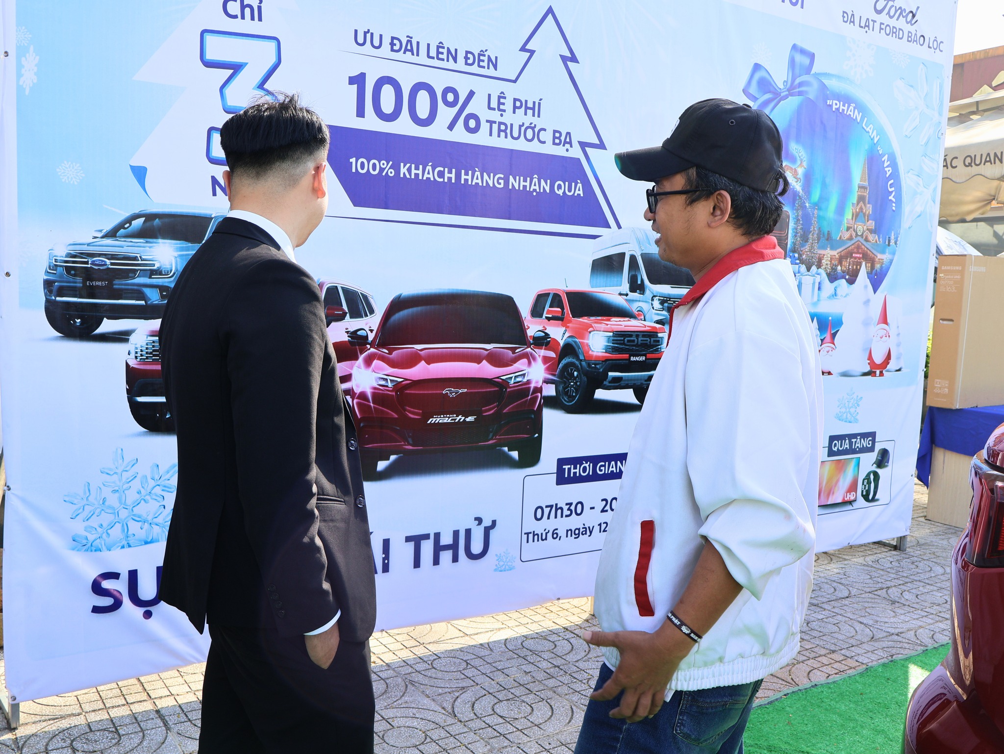 598887135 122152811438908213 8670188106726283909 n Sự kiện lái thử xe Ford tại Trung tâm thương mại Vincom Bảo Lộc - 12/12/2025