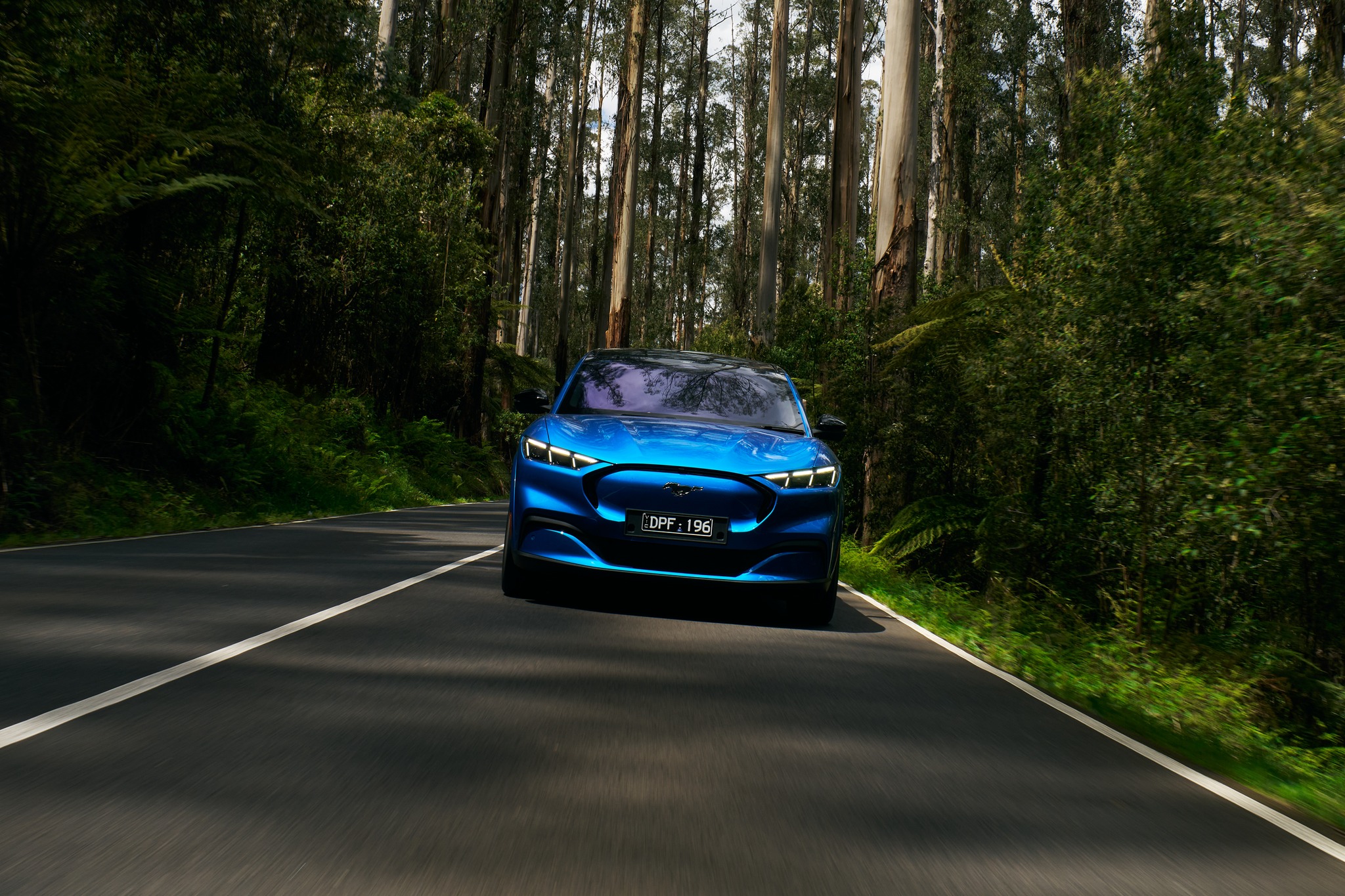 605469092 1360000459489792 1718532228232387769 n Mustang Mach-E tinh thần tự do, hiệu năng và cảm xúc sau vô-lăng