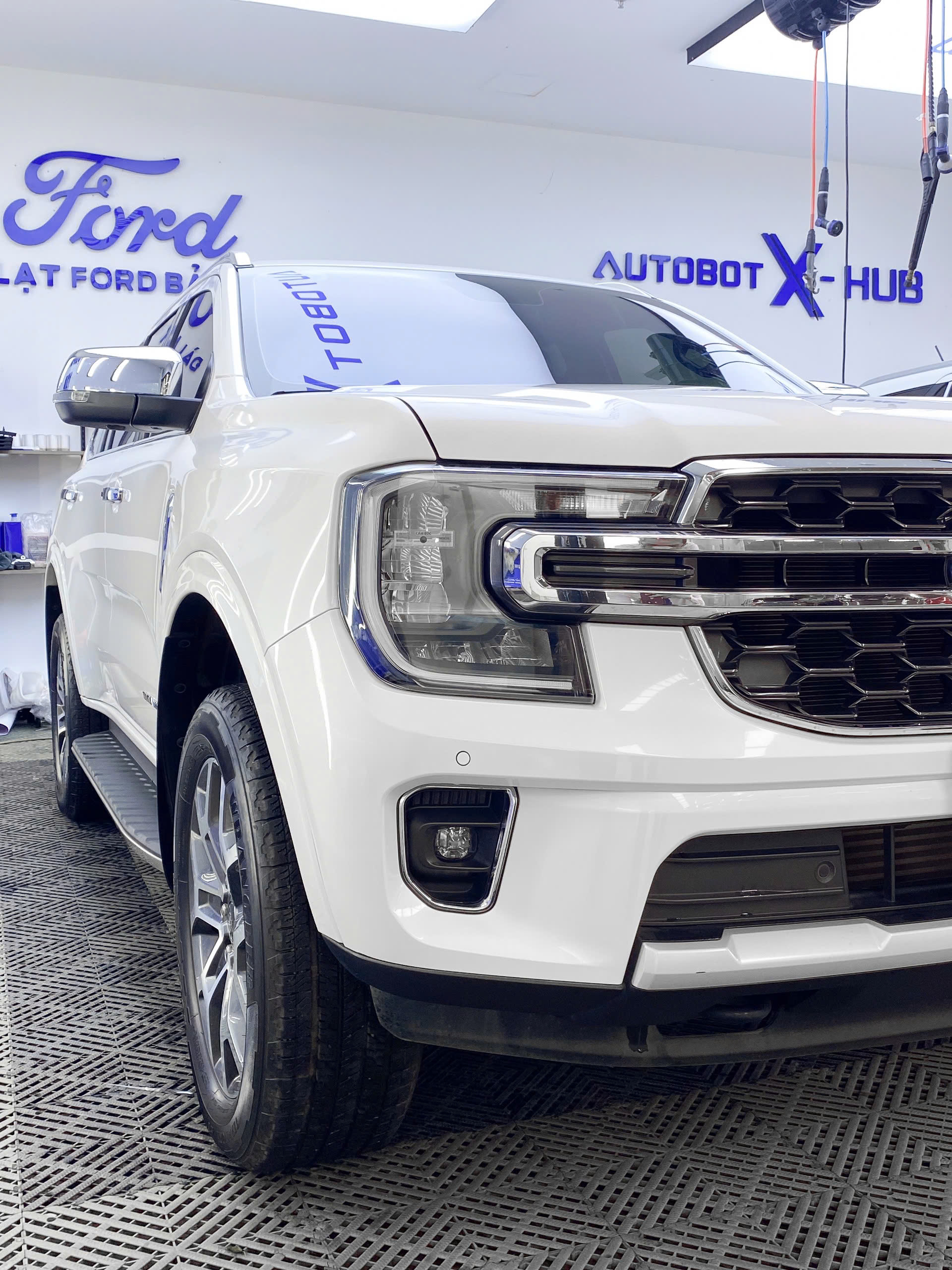 z7280991449761 4d322d394826336a7ff980c48f3da371 FORD EVEREST TITANIUM 4x2 – 1 CHỦ TỪ ĐẦU (2022) - Giá 1 tỷ 150 triệu