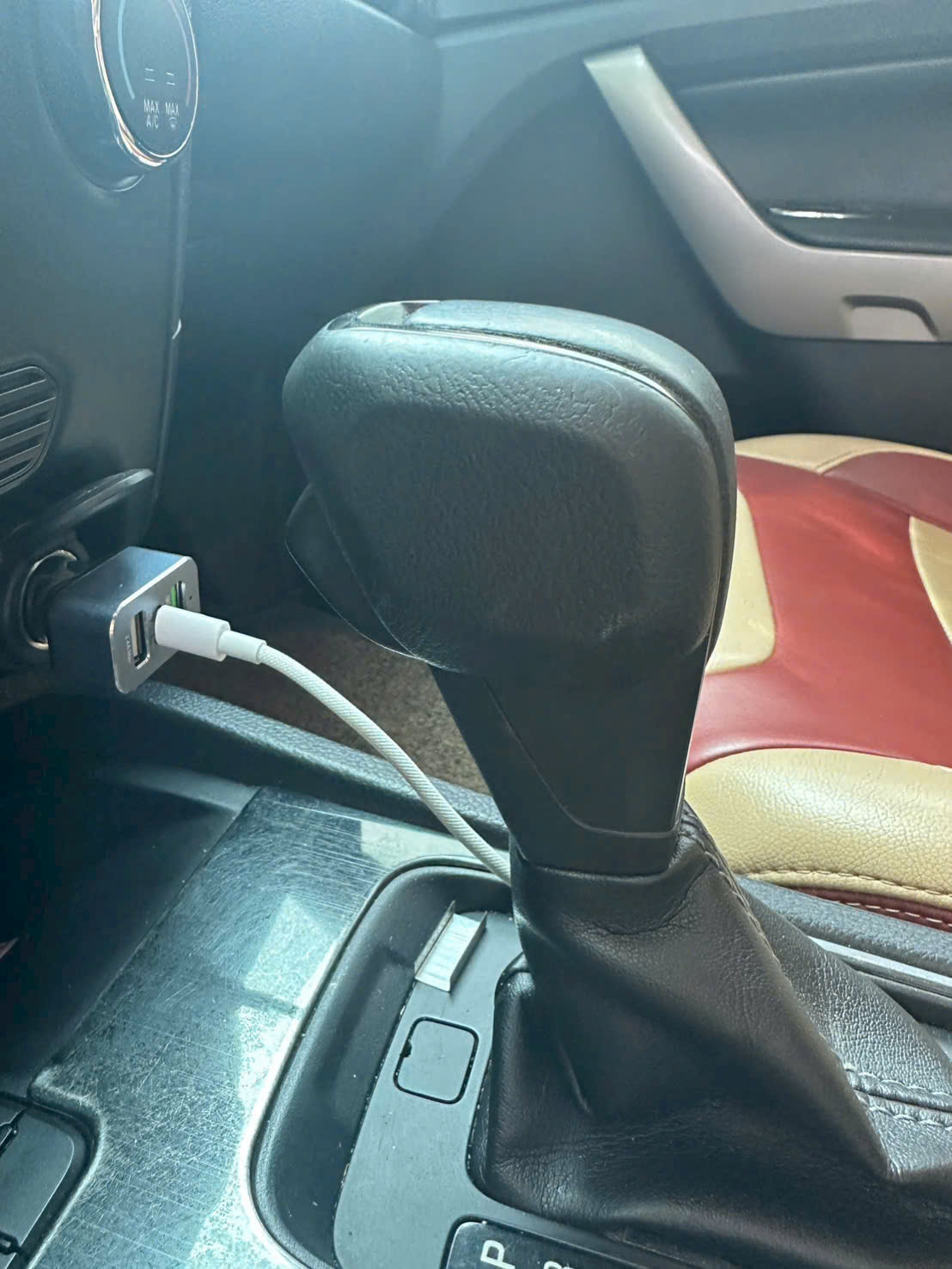 z7446636924855 f78d2af9e853657ed47d301239034cec Ranger XLS 4x2 AT 2019 - Giá bán 490 triệu