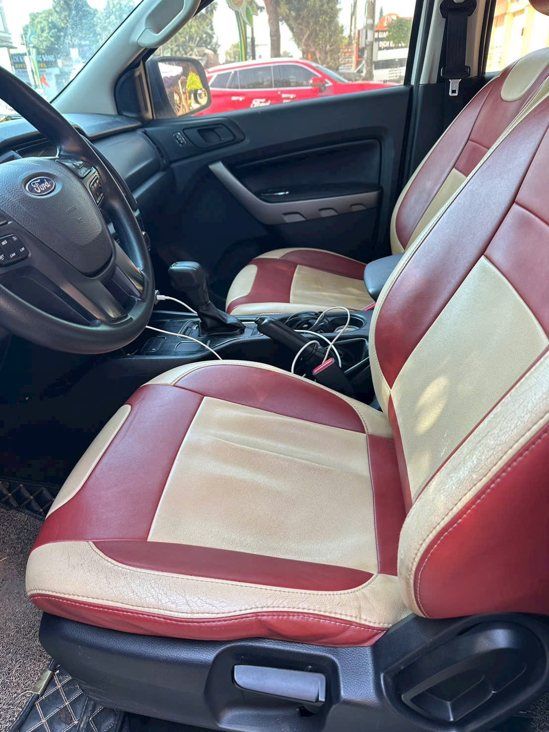 z7446636967638 5508aec37ba174a9f455f75bdda1524a Ranger XLS 4x2 AT 2019 - Giá bán 490 triệu