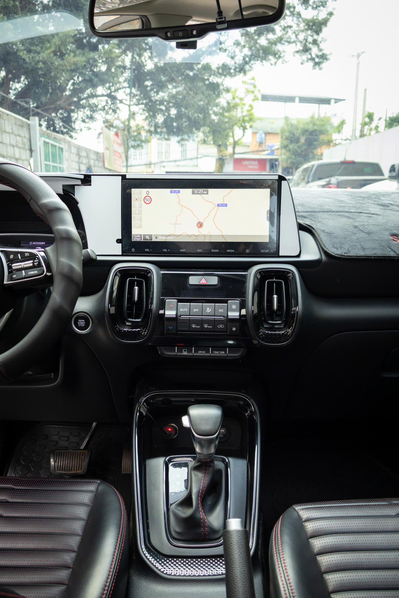 z7449185834578 2e8a0d0272fa8ead70dbc30ed0d24814 Kia Sonet 1.4l Premium 2023 - Giá 555.000.000 VNĐ