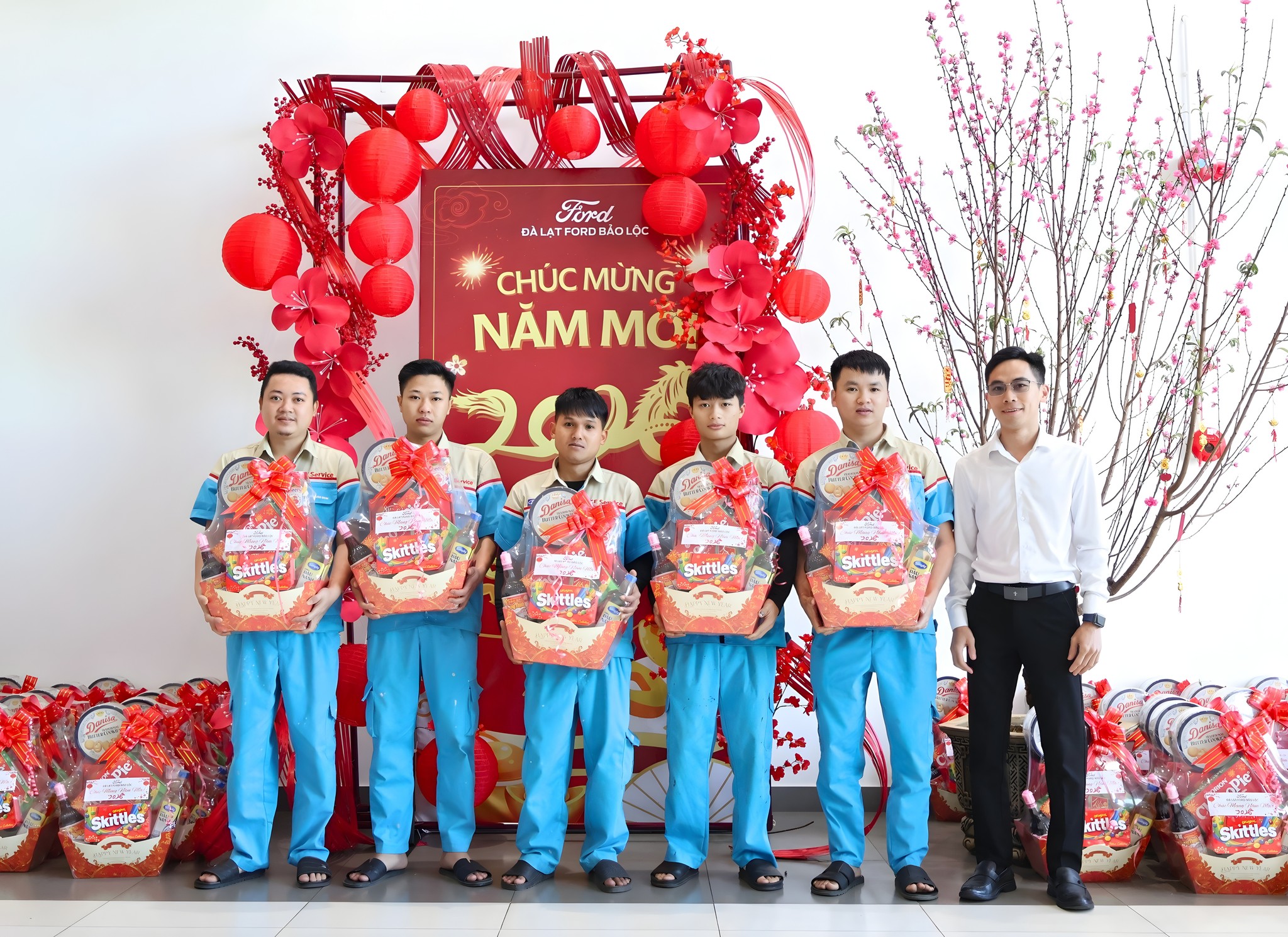 629268508 122162619620908213 5832573614436090888 n Hội nghị “Tổng kết 2025 – Giao kế hoạch 2026"