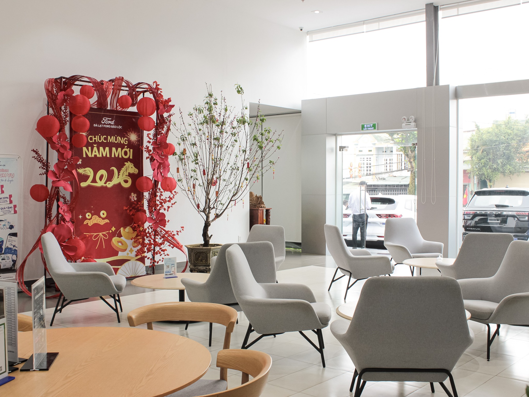 KHAI XUÂN BÍNH NGỌ 2026 – KHỞI ĐẦU HÀNH TRÌNH MỚI CÙNG FORD BẢO LỘC 24 KHAI XUÂN BÍNH NGỌ 2026 – KHỞI ĐẦU HÀNH TRÌNH MỚI CÙNG FORD BẢO LỘC 641366988 122164702538908213 3804045836102037555 n KHAI XUÂN BÍNH NGỌ 2026 – KHỞI ĐẦU HÀNH TRÌNH MỚI CÙNG FORD BẢO LỘC