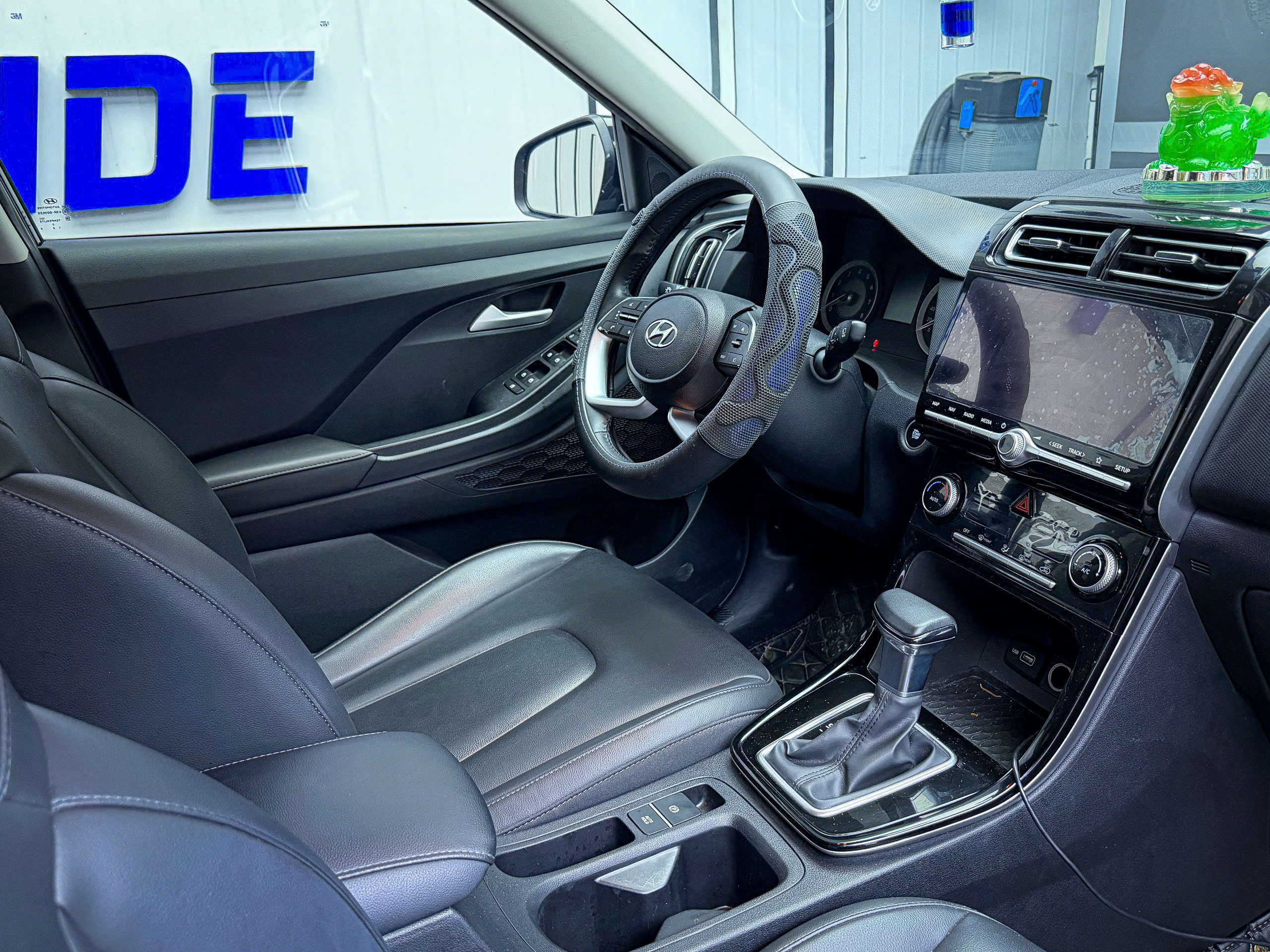 z7595480121015 5c593c6c4b782ab5560b681f8d3b6de3 Hyundai Creta 1.5AT Đặt Biệt 2022 - Giá bán 578 triệu