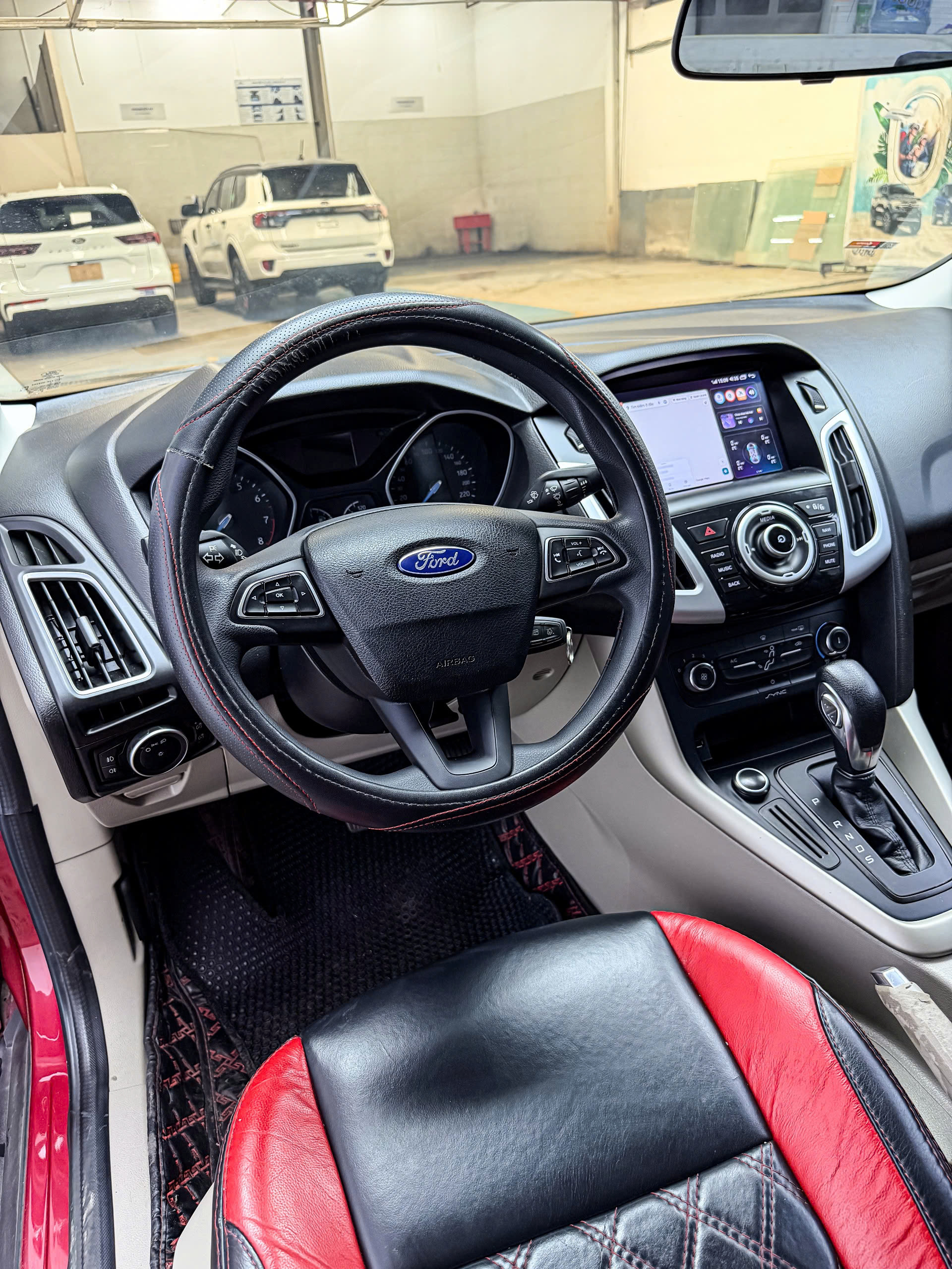 z7618928834097 a06e0dc582c34f829f09e4d8ba279d55 Ford Focus Trend 2019 - Giá bán 399 triệu