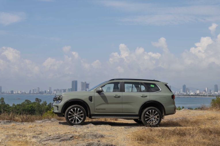 Xehay ford everest 2026 060526 3 Ford Everest Platinum+ 2026: Mạnh 300 mã lực – Định nghĩa lại SUV 7 chỗ tại Việt Nam