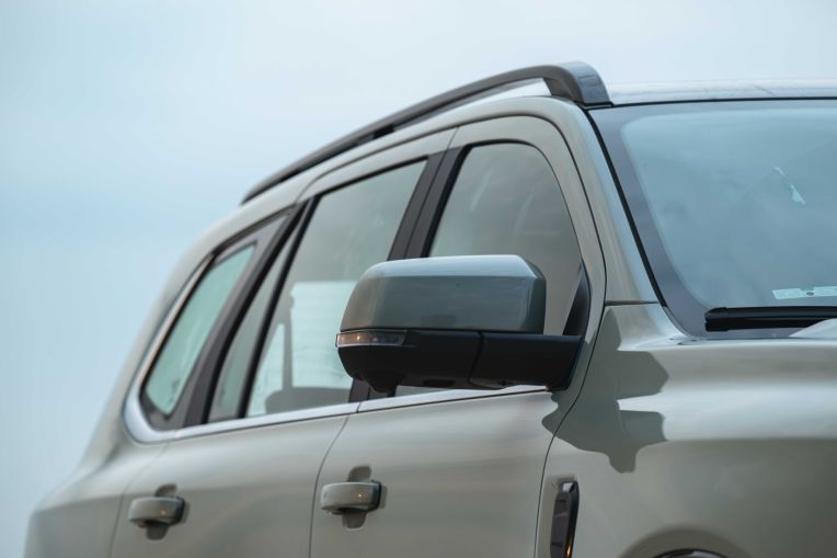 Xehay ford everest 2026 060526 9 Ford Everest Platinum+ 2026: Mạnh 300 mã lực – Định nghĩa lại SUV 7 chỗ tại Việt Nam
