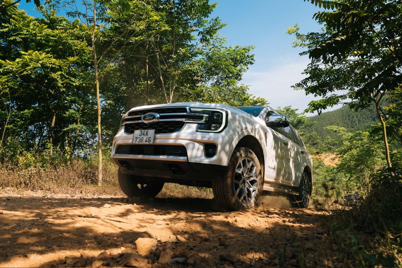 710423741 1346948713963452 3913921262426339794 n Ford Everest 2026: Xe Điện Hay SUV Động Cơ Đốt Trong