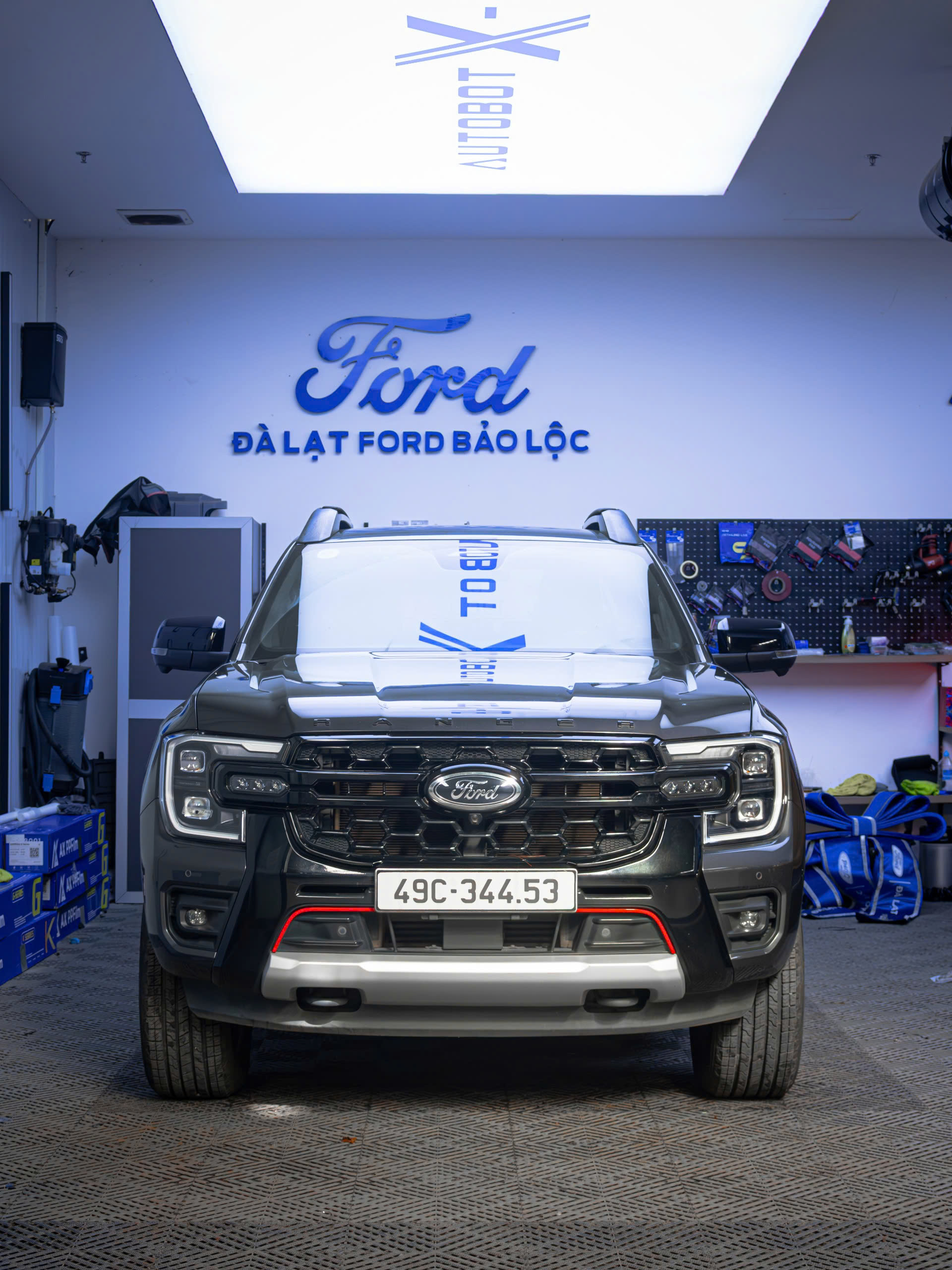 z7942532965374 685a89533481a51cddab5fdc995928d5 Ford Ranger Stormtrak 2024 Thanh Lý Chỉ 840 Triệu – Xe Demo Chính Hãng Ford Bảo Lộc
