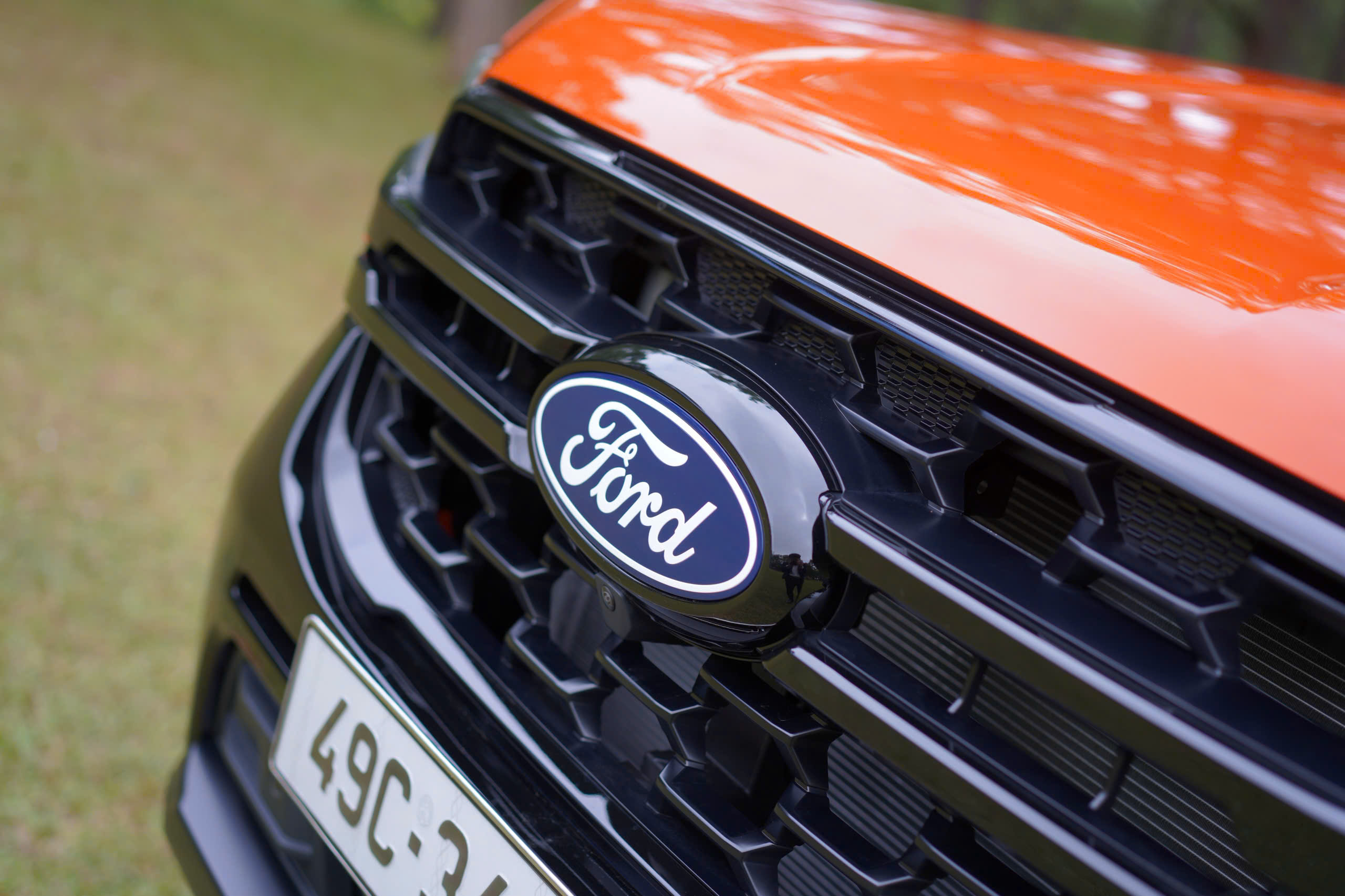 z8076775639889 f5a9aee29d2faa655e4026a4a84175af Ford Ranger Wildtrak V6 3.0L – Giá Bán, Đánh Giá & Trải Nghiệm Thực Tế 2026
