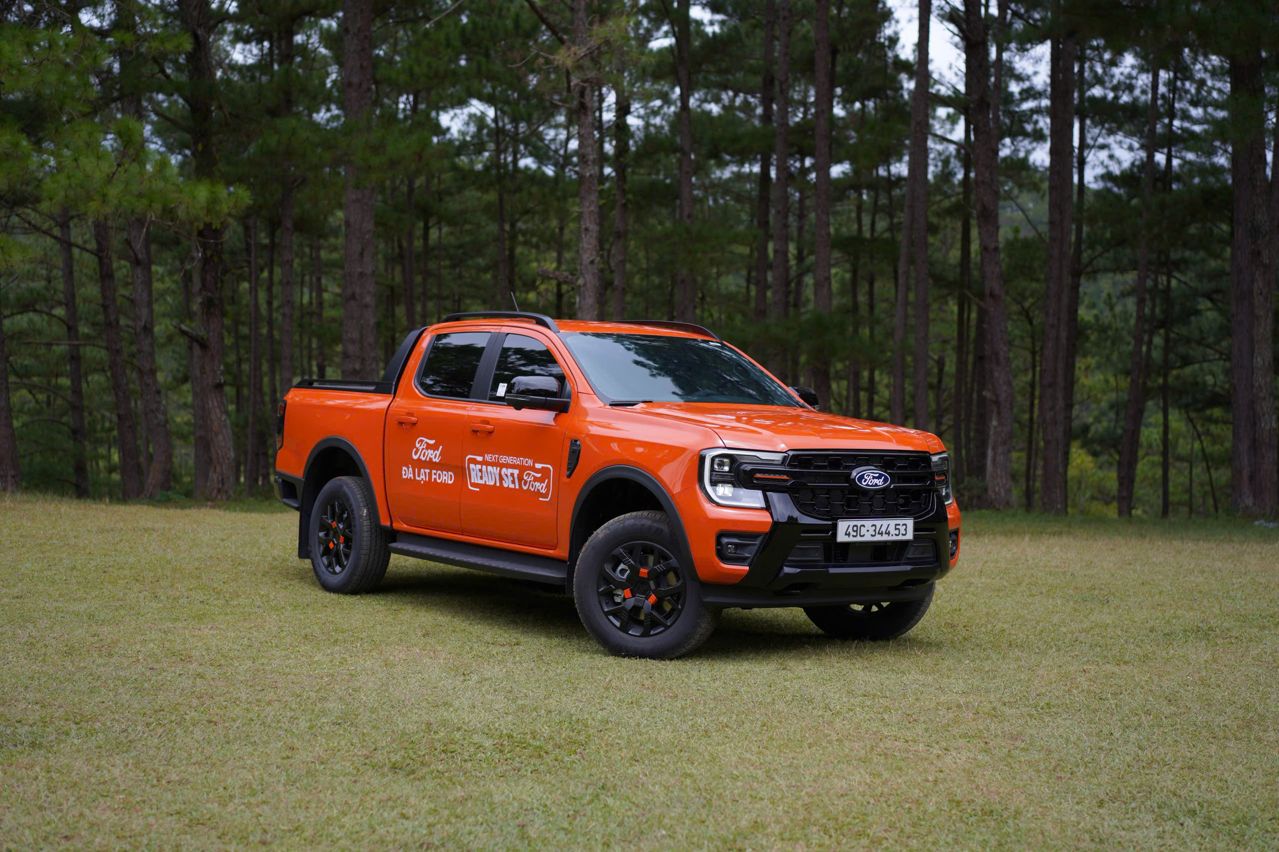z8076775639922 ddb99086864d5c58feaa49c99613901a Ford Ranger Wildtrak V6 3.0L – Giá Bán, Đánh Giá & Trải Nghiệm Thực Tế 2026